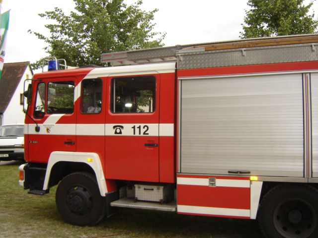 125.let gasilcev iz mesta Grossgründlach - foto