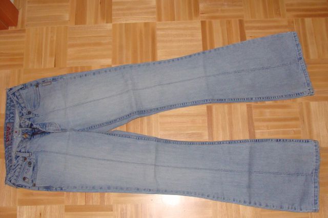 Kavbojke Silver jeans št.28; 5 eur