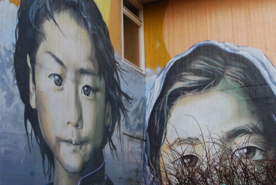 Berlin, zid in grafiti - foto povečava