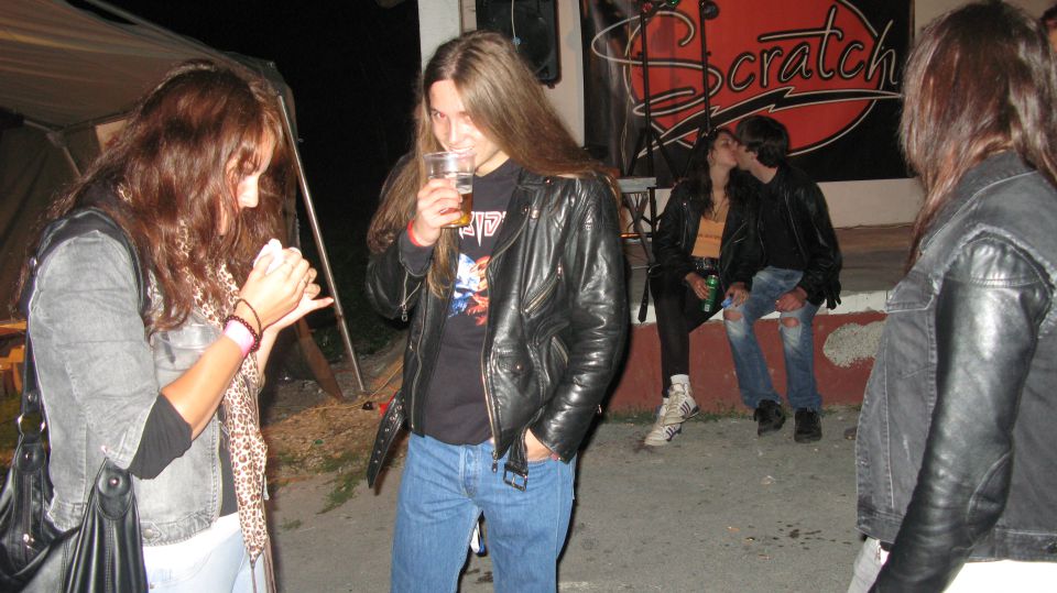 Metal kramp 2010 - foto povečava