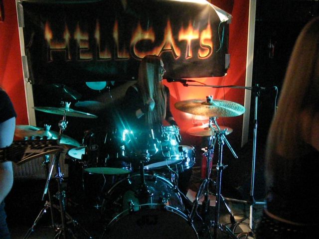 27.11.2010 MFT, Hellcats @ Rollbar - foto