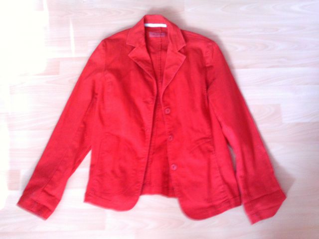 Jakna STREET ONE v 38 cena 10 eur oblečen par krat - lepo rdeča barva