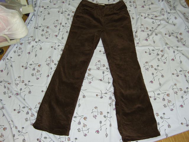 Temno rjave žametne hlače TOM TAILOR v 32 cena 5 eur oblečene par krat