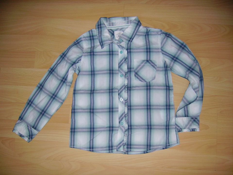 dekliška srajčka h&m v 116 cena 4 eur oblečena 3-4 krat
