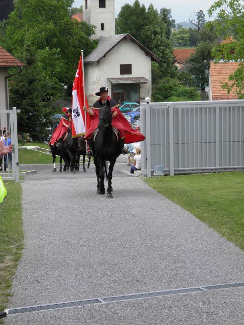 Grad Komenda Polzela 18.6.11 - foto