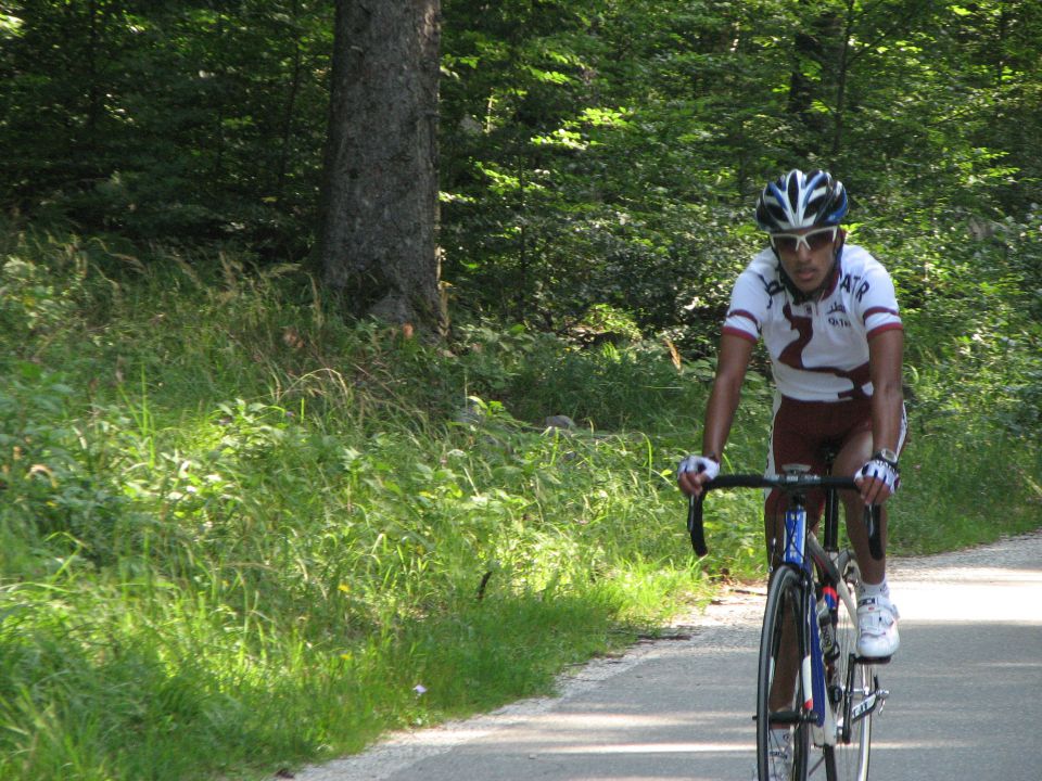Vzpon na bazo 20, 2012 - kolesarji - foto povečava