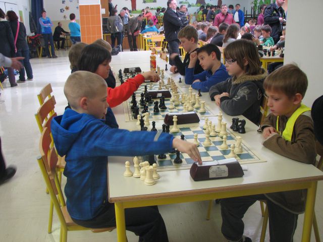 šah kadetska liga 2013-04-12 - foto