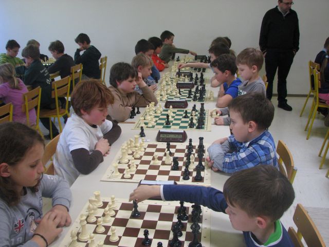 šah kadetska liga 2013-04-12 - foto