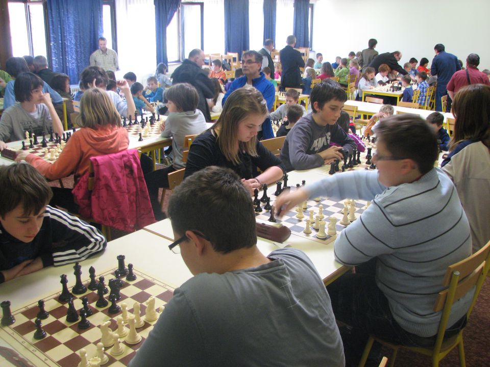 šah kadetska liga 2013-04-12 - foto povečava