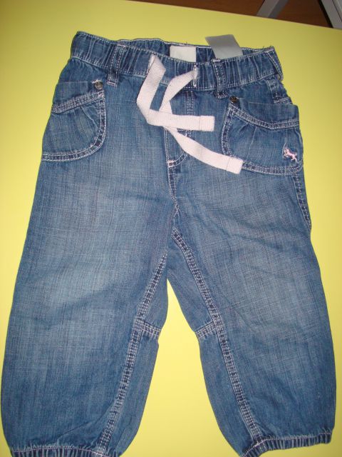 Hm mehke in udobne jeans hlače št. 86 5 eur