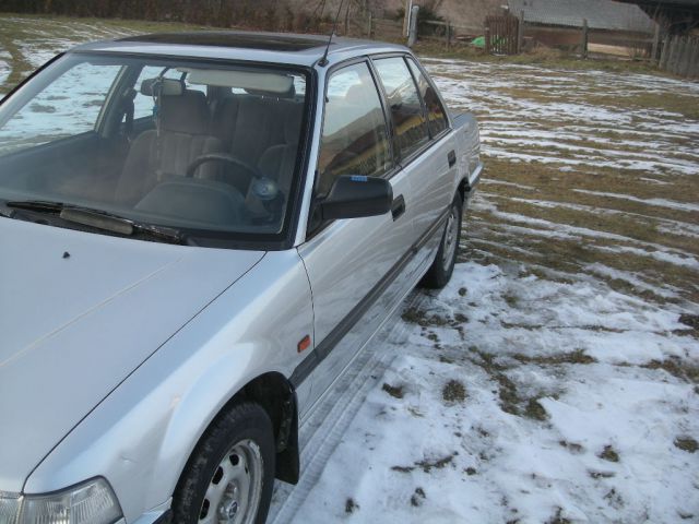 Honda civic sedan - foto