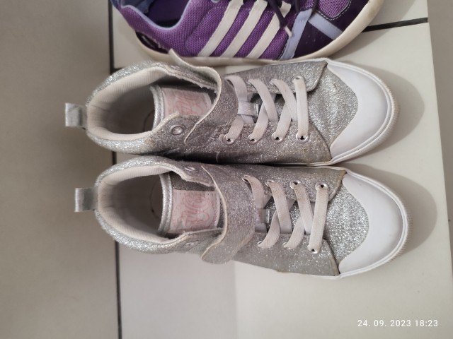 3x dekliska obutev (Adidas,Hm in Lillie Kelly - foto