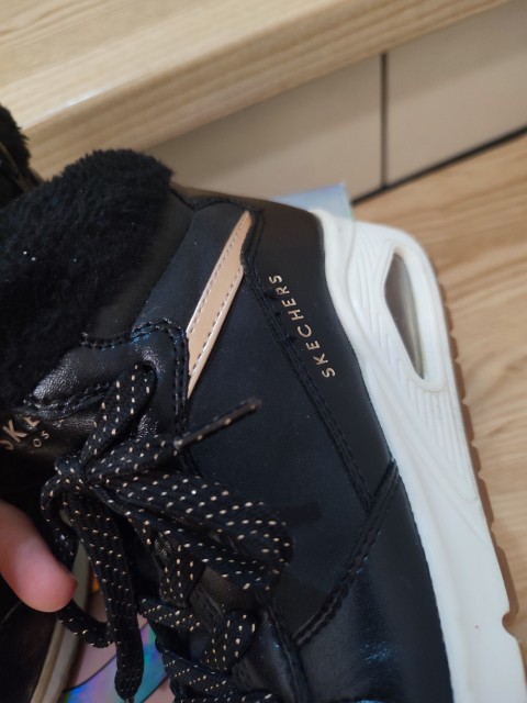 Skechers gležnarji št.36 - foto
