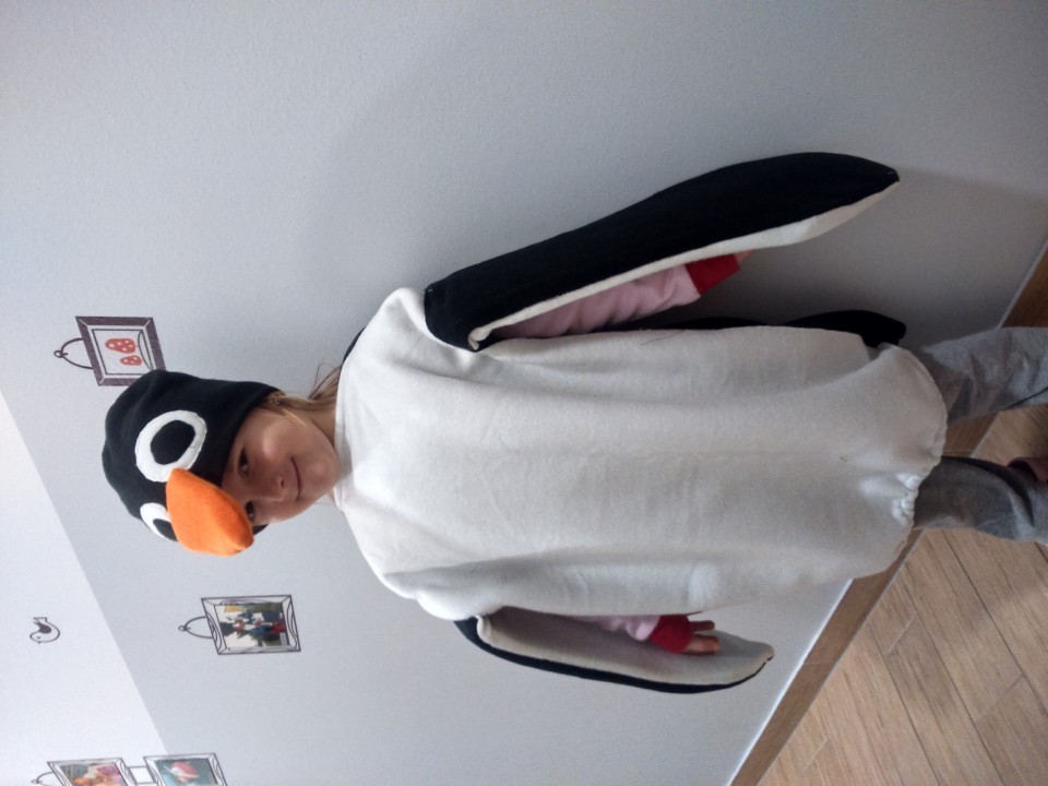 Pustni kostum pingvinček - foto povečava