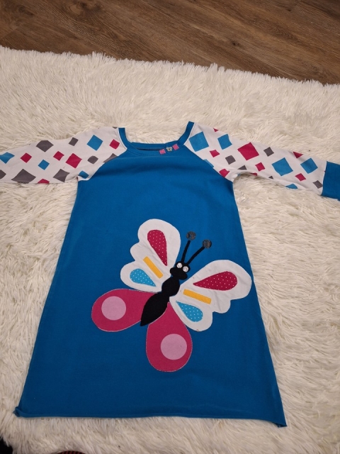Unikat ima par flekcov 2€