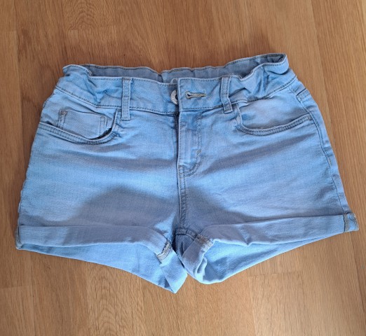 Jeans kratke hlače C&A; št. 152; cena 5 €