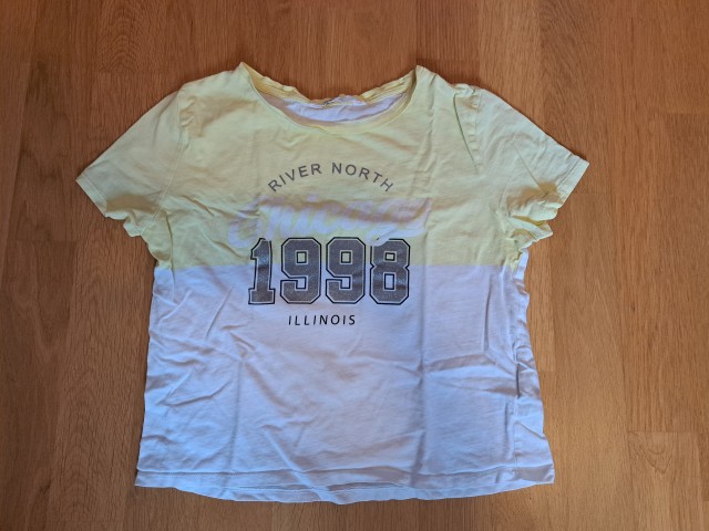 Kratka majica H&M št.146-152; cena 3 €
