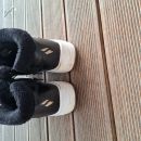 Skechers zimski čevlji, št.38, cena 20 €