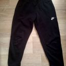 trenerka 146-152.......12€