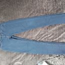 Hm temni jeans lahke tanke 164