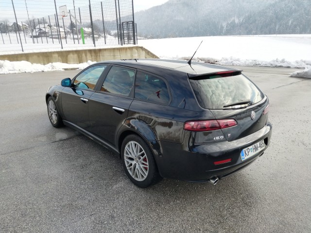 Alfa Romeo 159 ti - foto