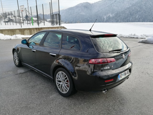 Alfa Romeo 159 ti - foto