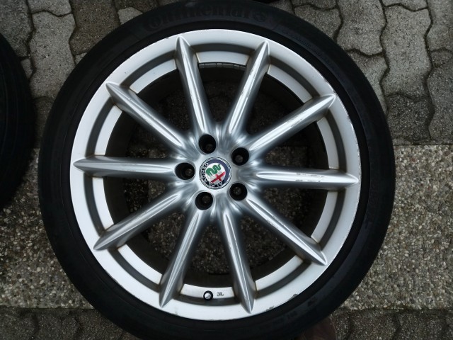 Alfa Romeo 159 ti - foto