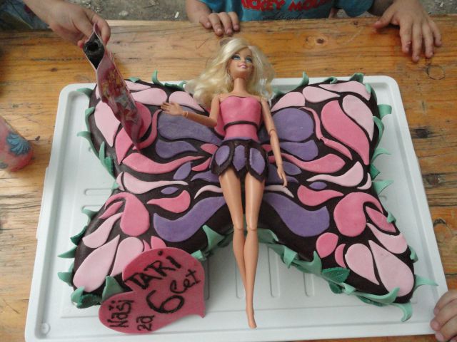 Torta metuljčica Barbie