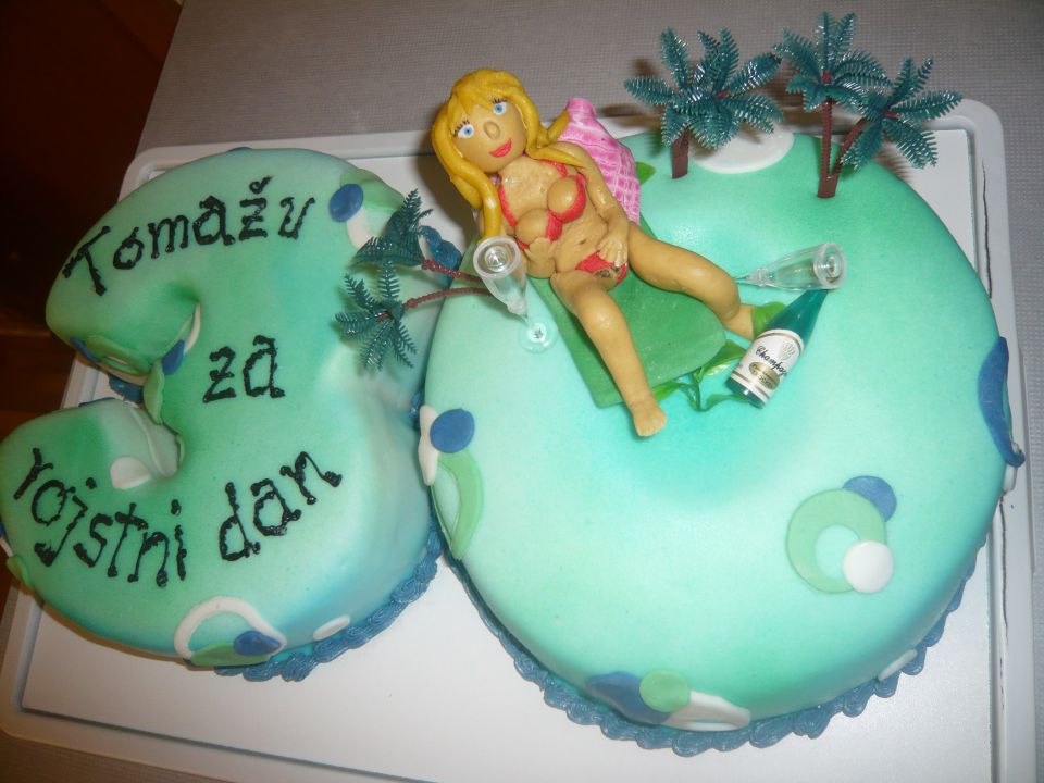 erotična torta za 30 let