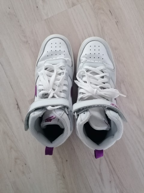Nike 38,5