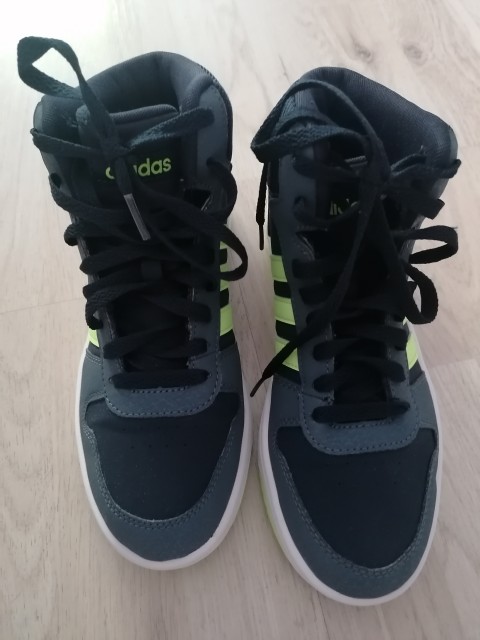 Komplet obutve st. 38