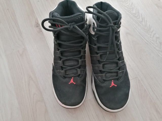 Nike Jordan 38