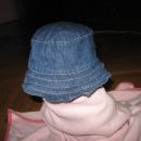 podložen jeans klobuk H&M 4-6 mesecev, vel.68, 2,5€