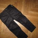črne žametne hlače z regulacijo H&M, vel.104, 2,5€