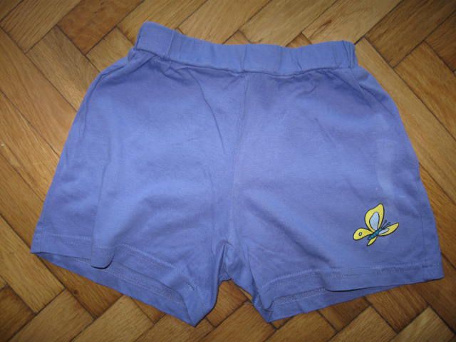 Kratke hlače Disney, št.86 (komot za 104), 1€