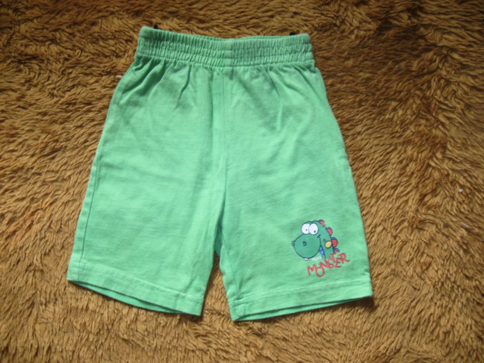 zelene kratke hlače Spar, št.86