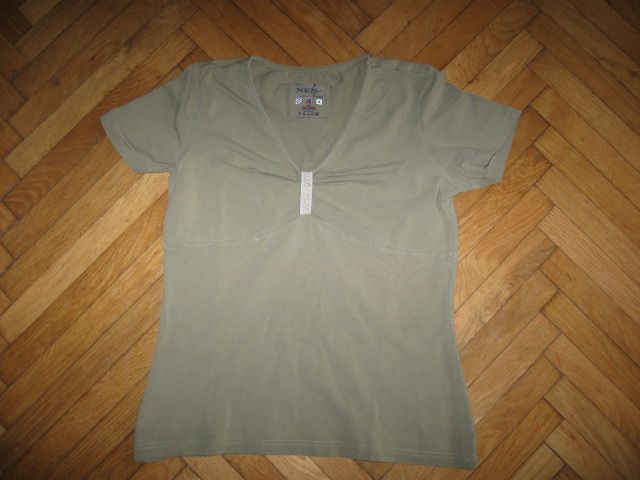 zelena majica Nes št.40, 4€