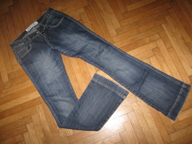 Kavbojke Hello kiss! jeans, vel.40, 3€