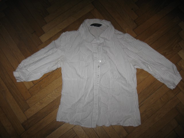 Bela srajca s črtami Dorothy Perkins vel.38, 3€