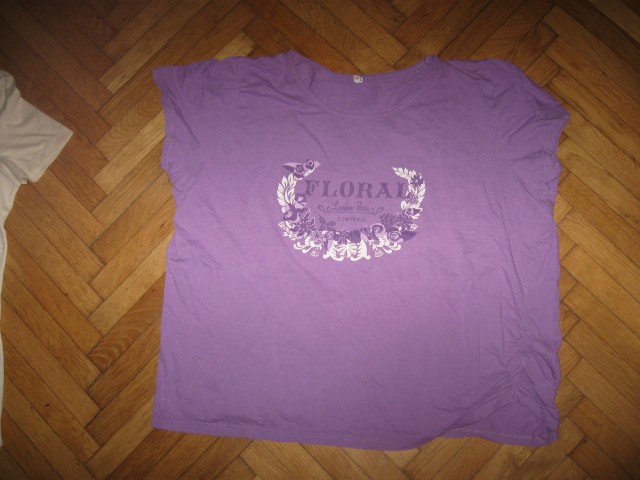 Majica s kratkimi rokavi vel.XXL, 2€