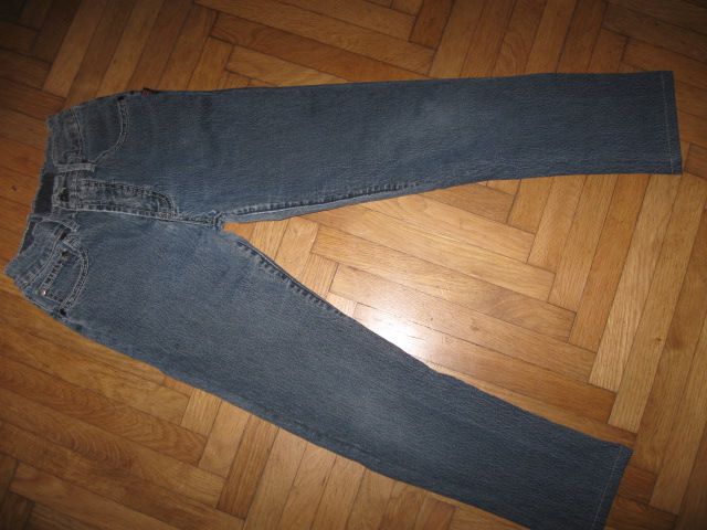 Strech temno mdre jeans hlače Bros, vel.140/146, 4€