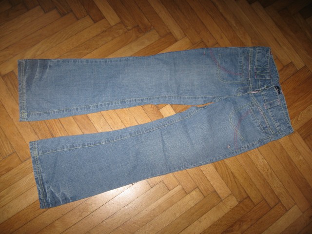 Tanke jeans hlače Premaman z regulacijo vel.140, 3€