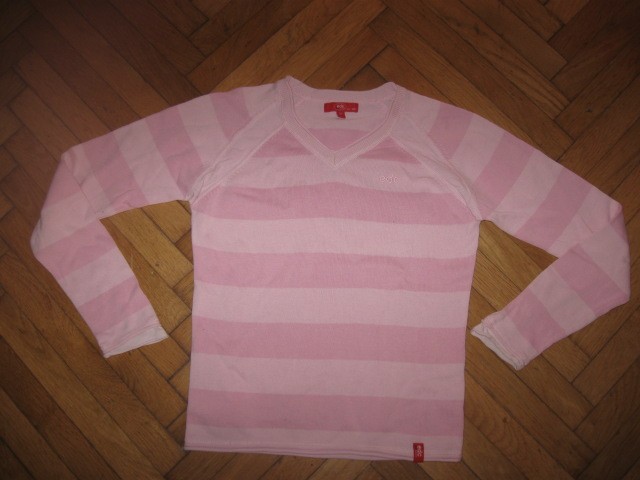 Pleten pulover EDC vel.140, 2€