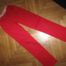 rdeče jeans hlače vel.146, 3€