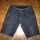 jeans kratke hlače vel.146/152, 3€