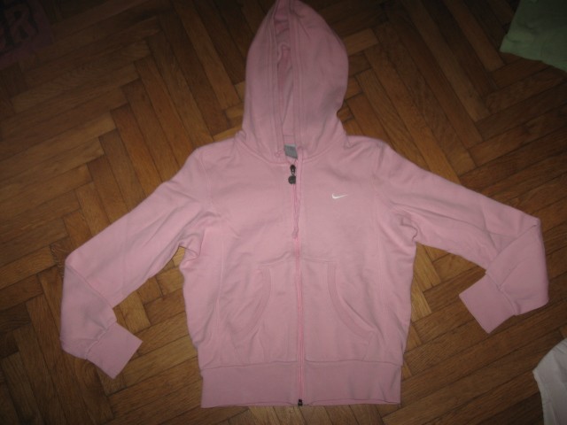 topla jopica Nike vel.XS (vel.158), 6€