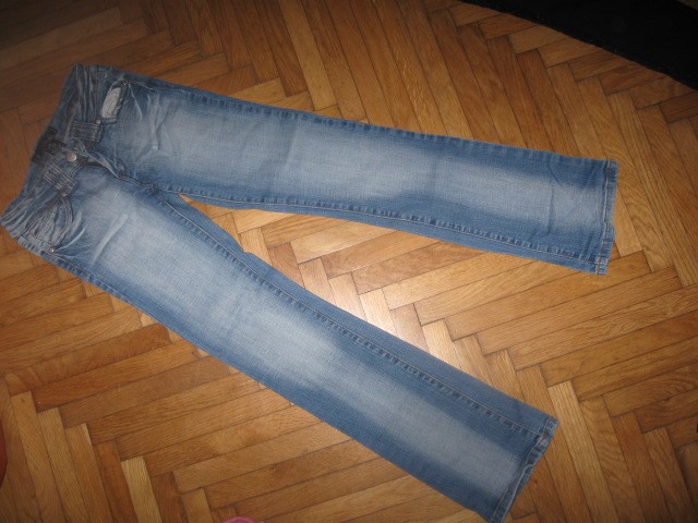 jeans hlače Energie young vel.27, 3,5€