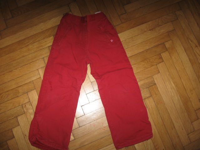 rdeče podložene hlače H&M z regulacijo, vel.110, 4€