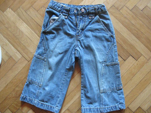 Bermuda hlače iz jeansa Girl star, št.116/122, 2€