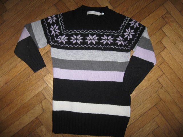 Daljši pulover vel.116, 3€